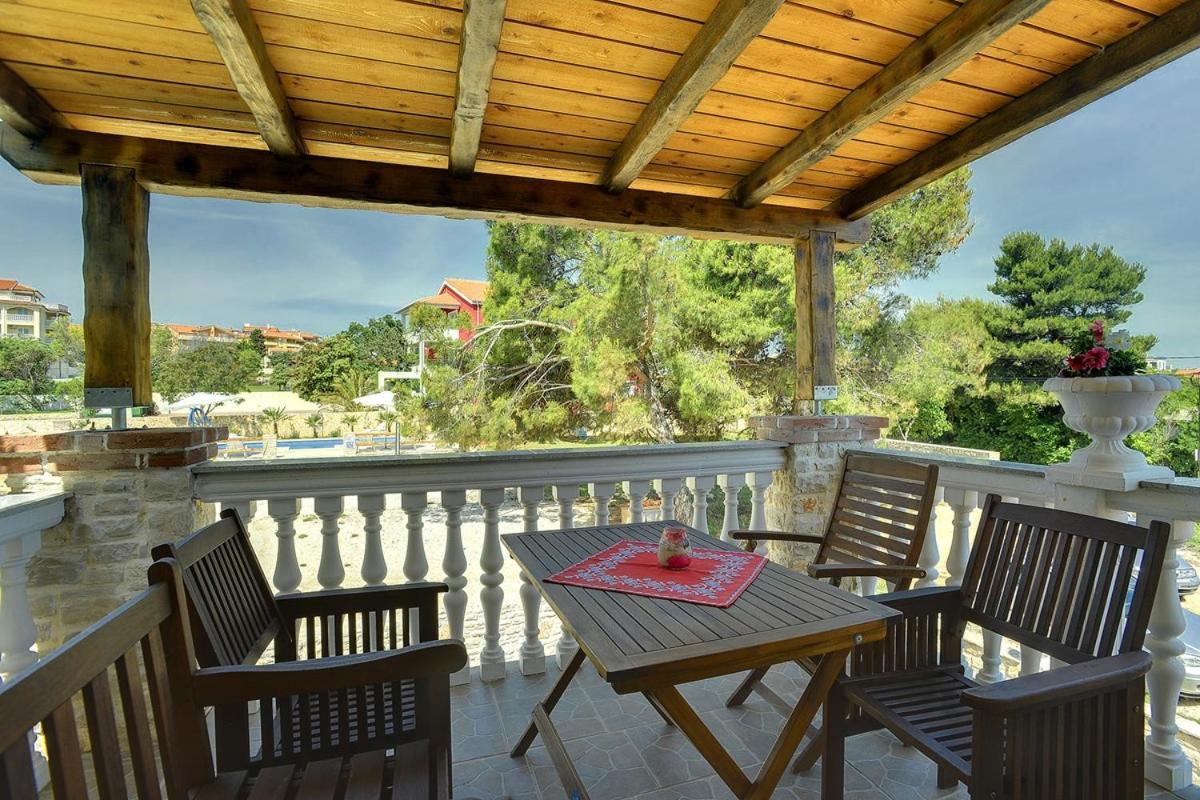 Apartments Puntica Лижнян Экстерьер фото