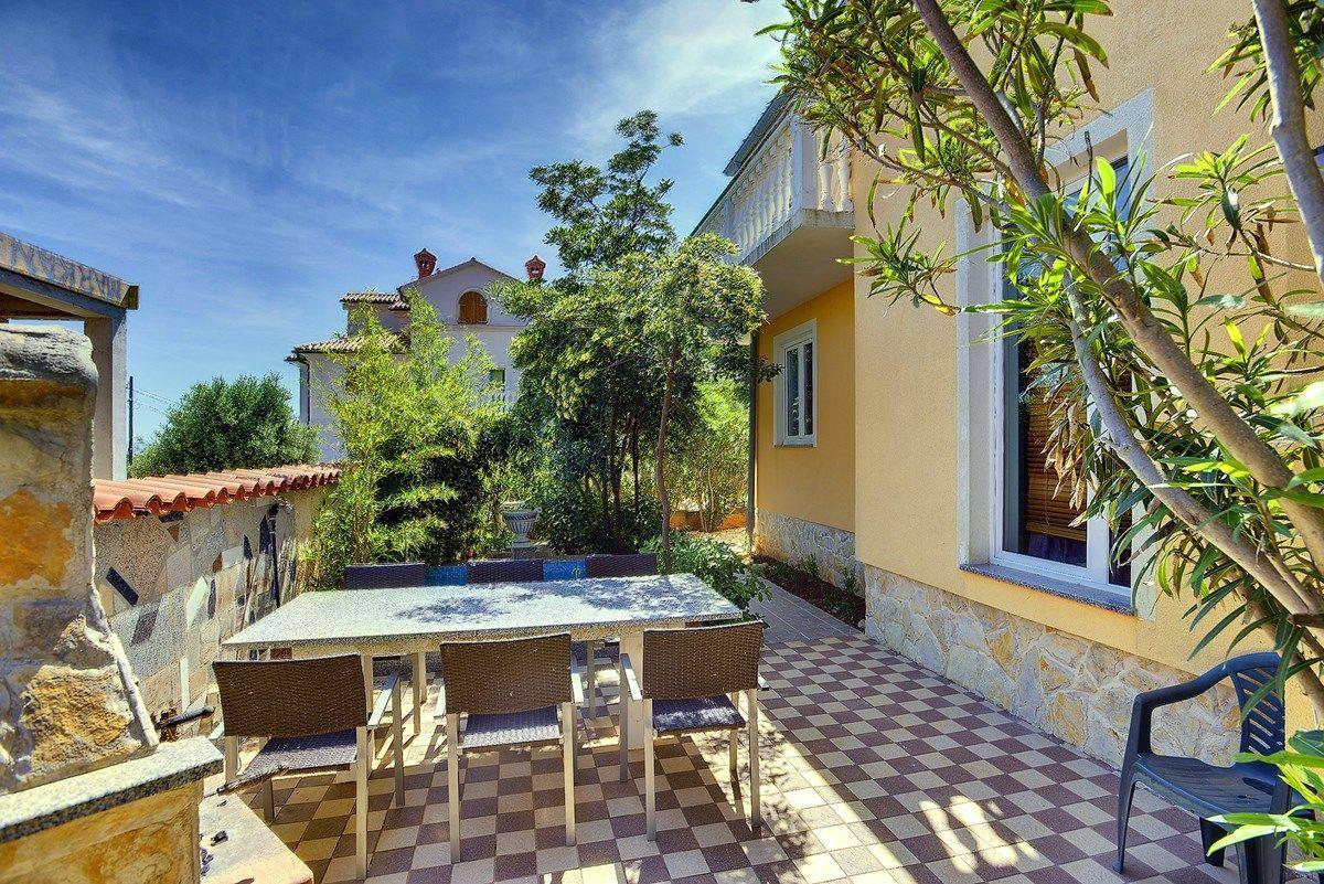 Apartments Puntica Лижнян Экстерьер фото